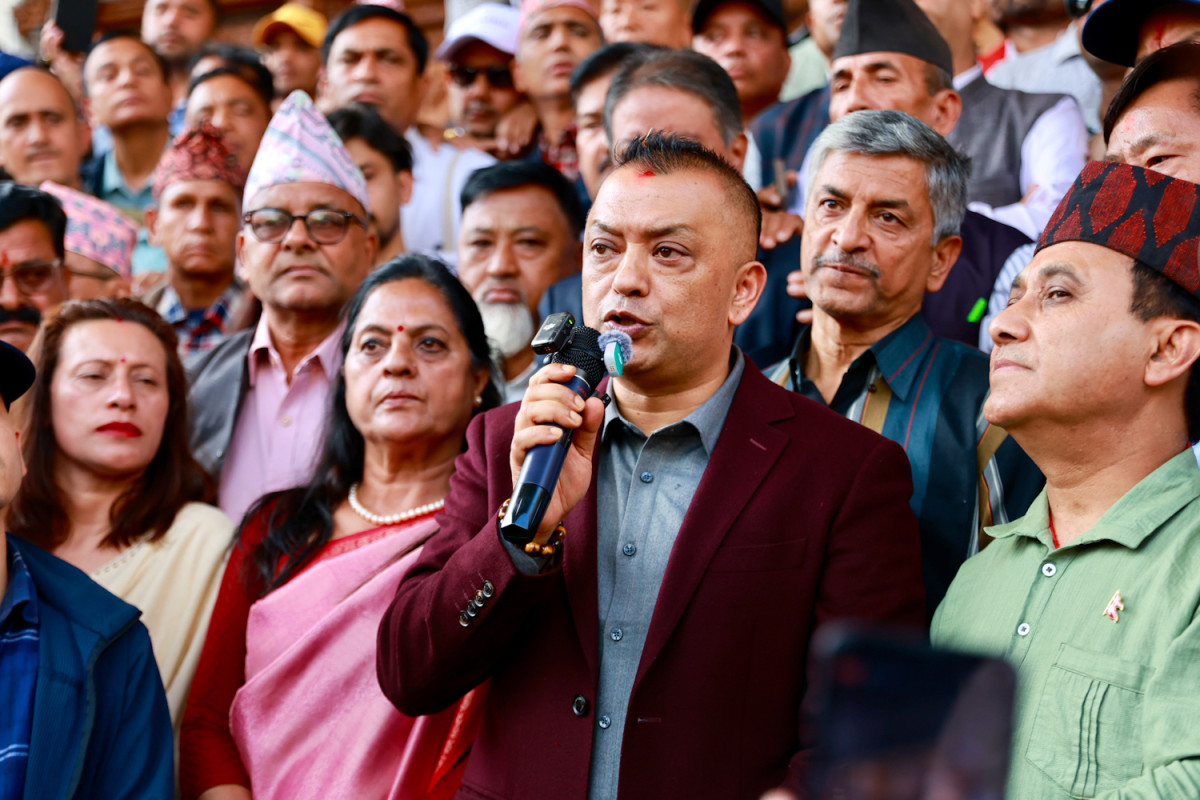 नागरिकको विश्वास जित्नेगरी पार्टीलाई रूपान्तरण गर्ने सभापति थापाको प्रतिबद्धता